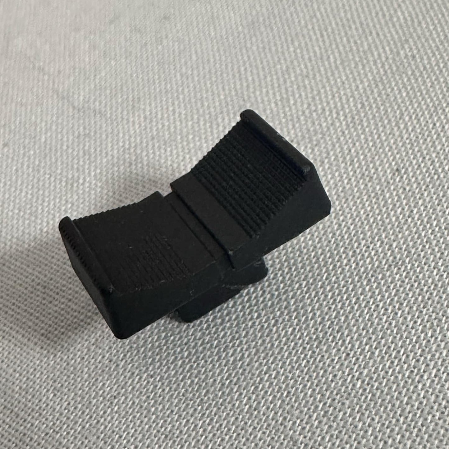 Akai MPC 60/3000 - Slider cap replacement