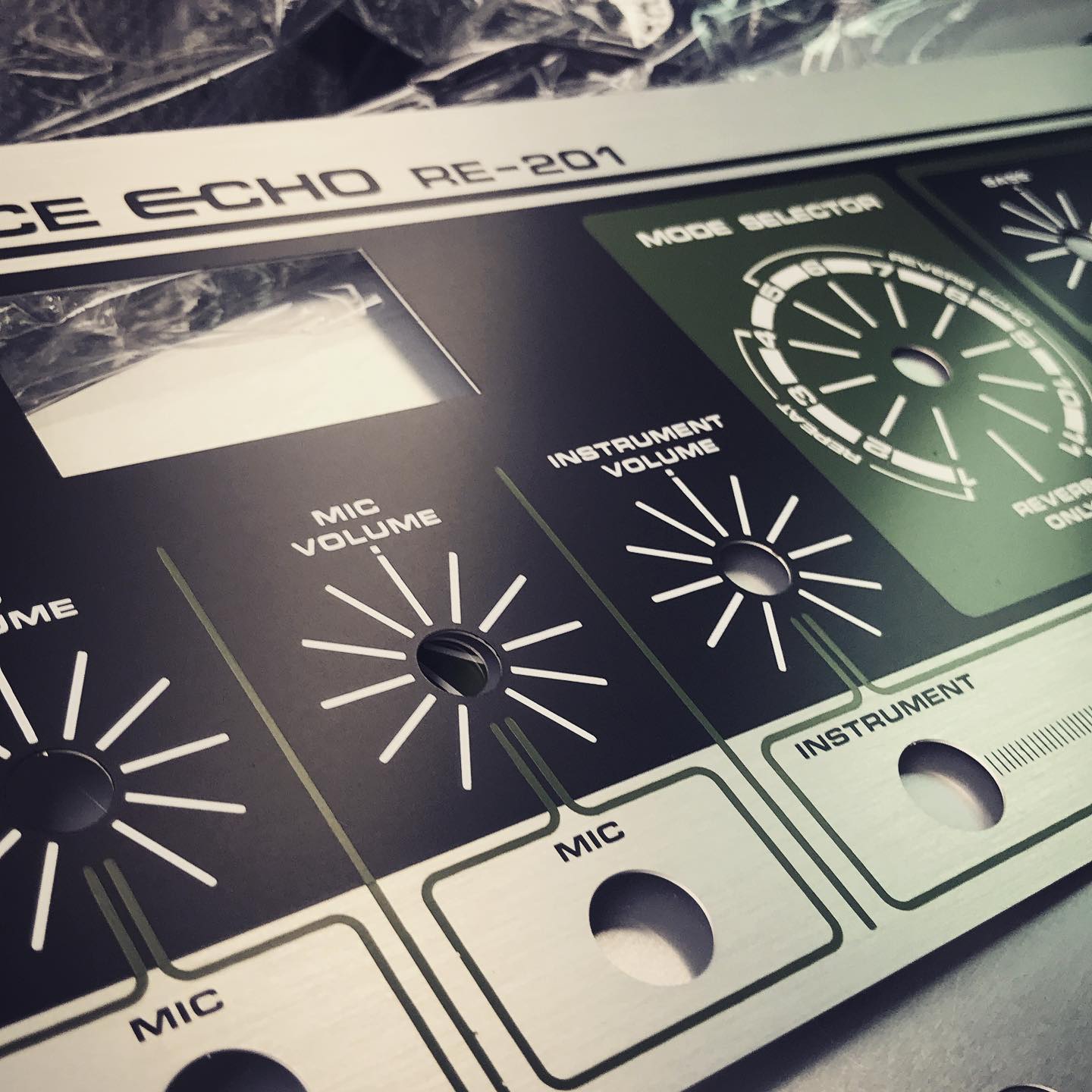 Roland Space Echo RE-201 - front panel replacement