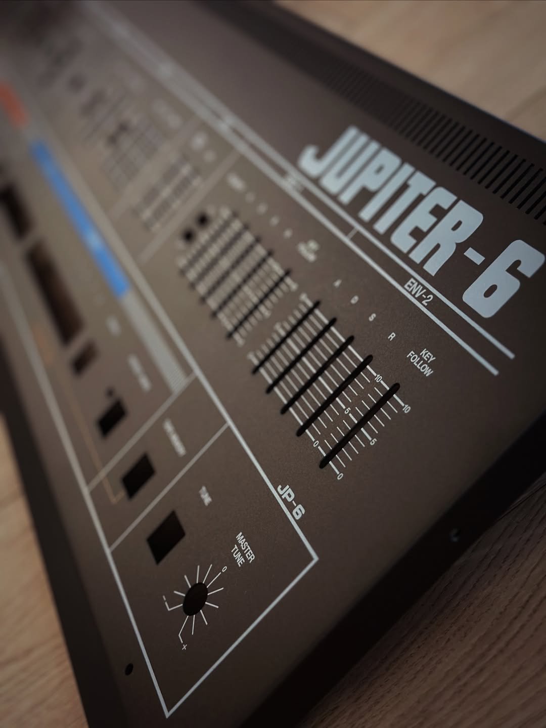 Roland Jupiter-6 panel close-up